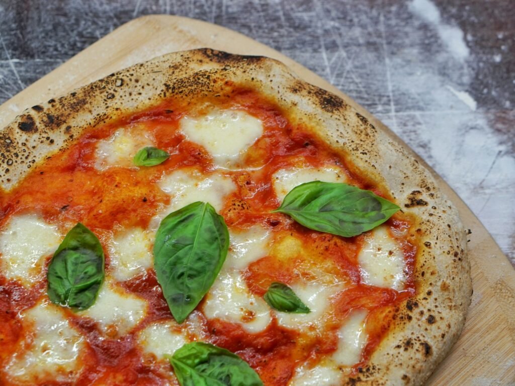 5 Fantastic Food Recipes That Make Cooking a Joy - -Margherita Pizza