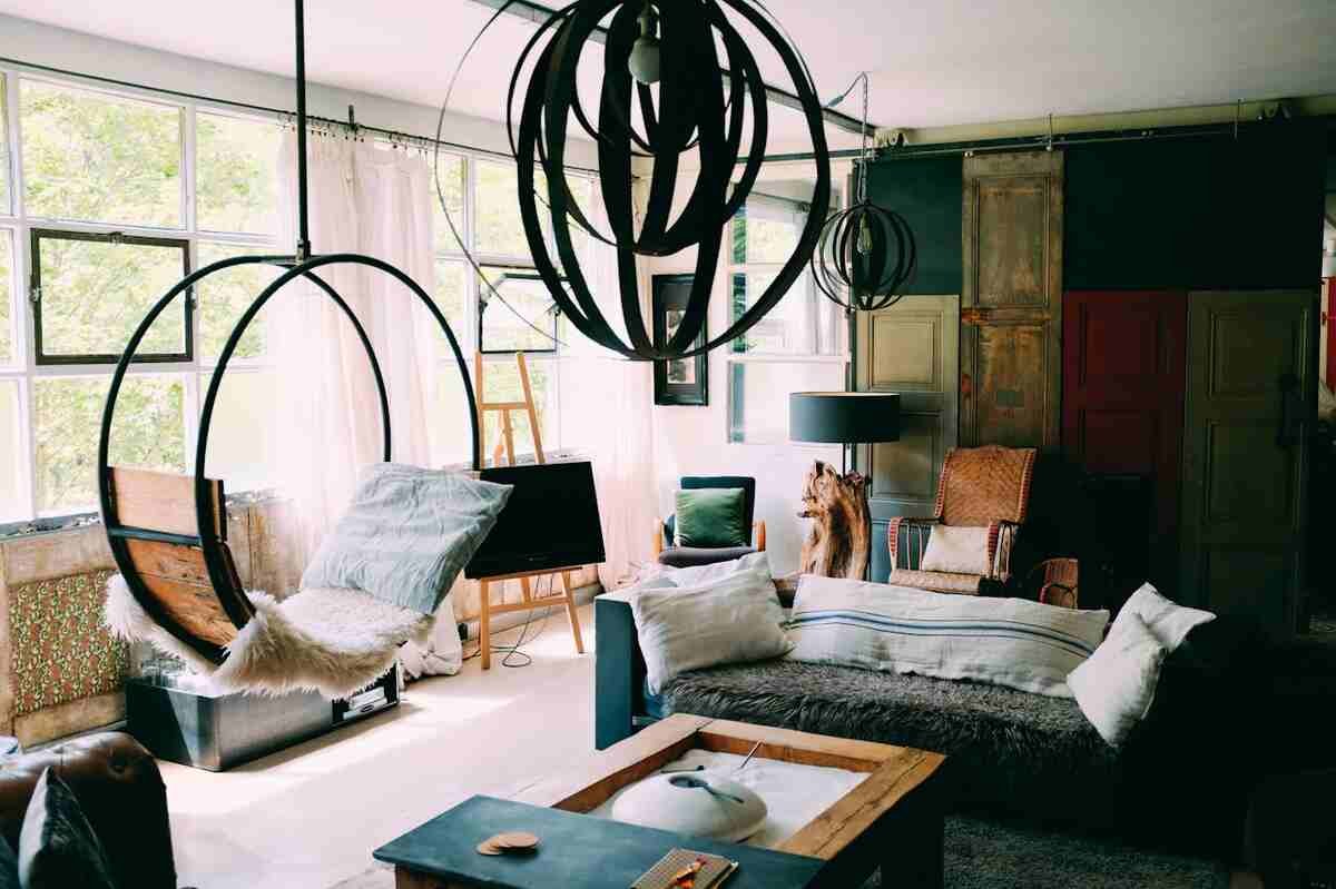 5 Lavish Home and Decor Enhancements for a Cozy Space