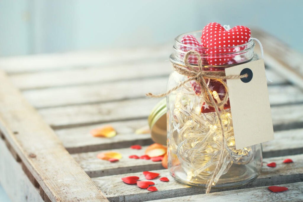 DIY Crafts - Upcycled Mason Jar Lanterns